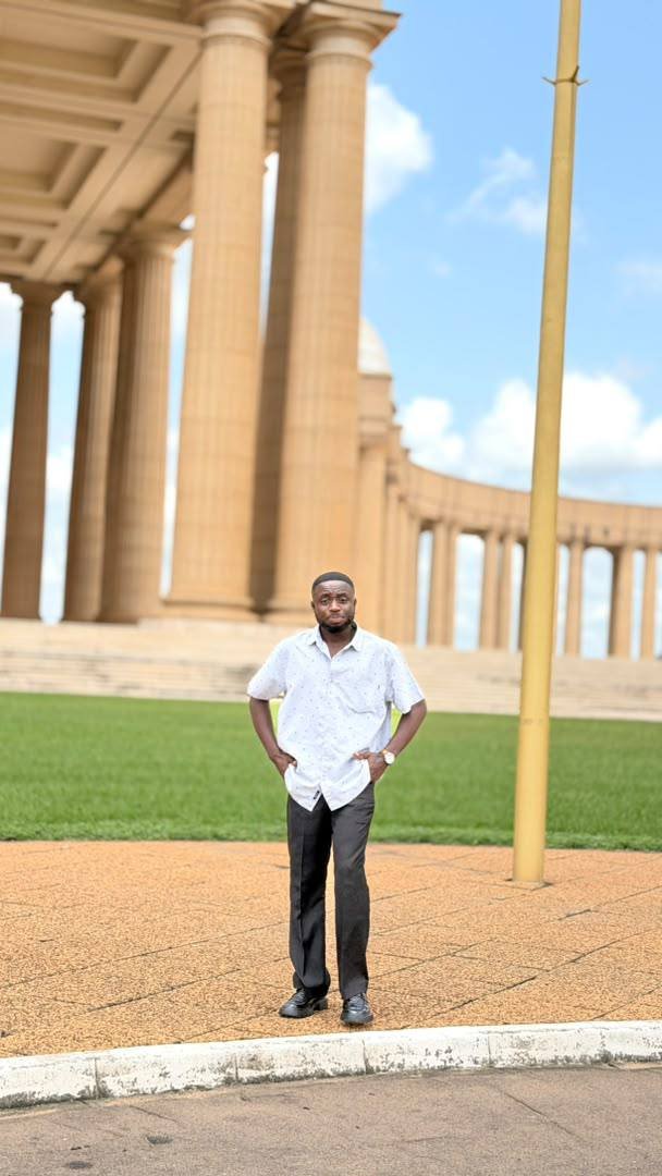 Colonnade of the Basilica of Our Lady of Peace, Yamoussoukro